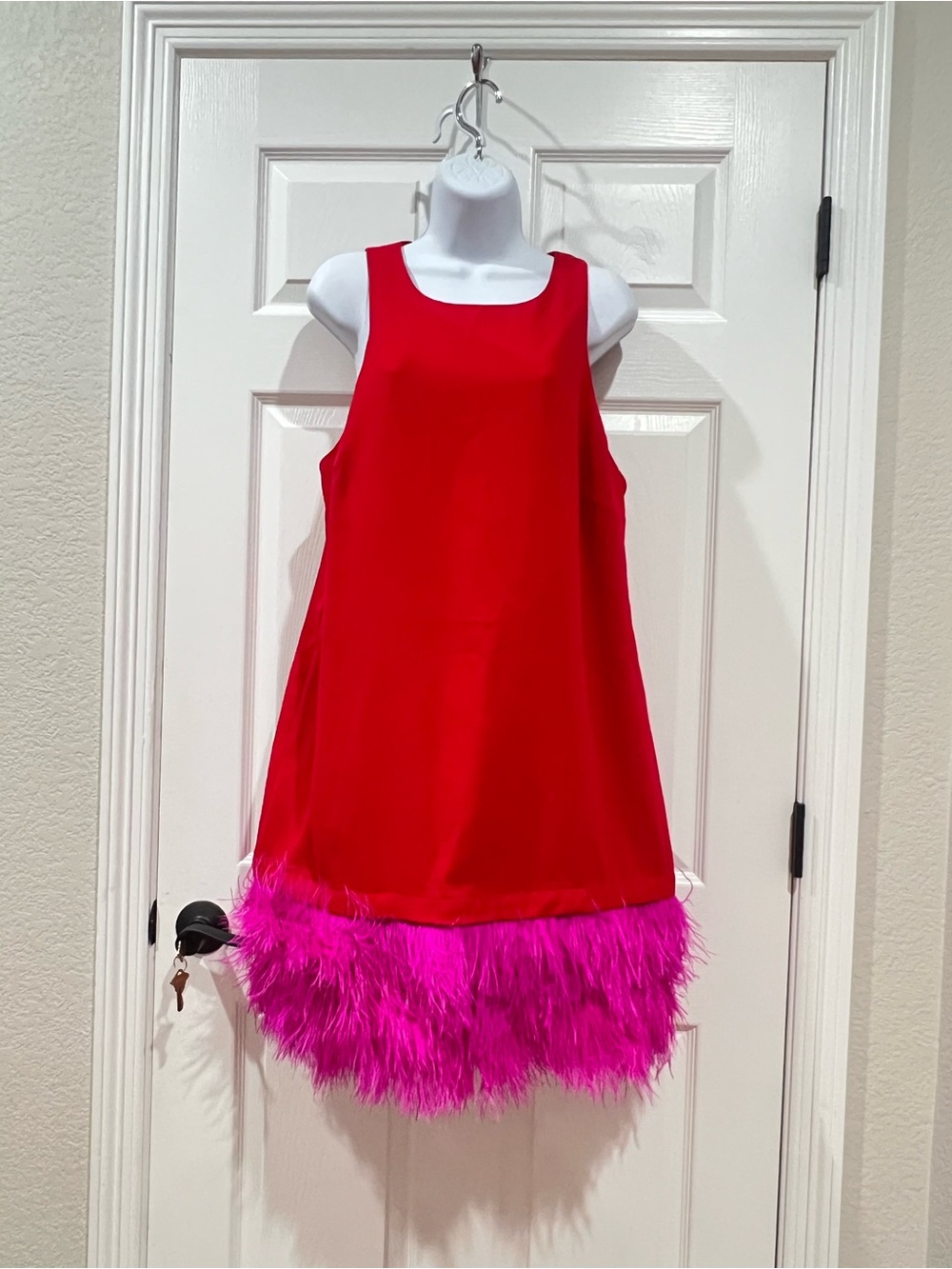 Trina Turk Red & Magenta Feather Hem Shift Dress - Size 12